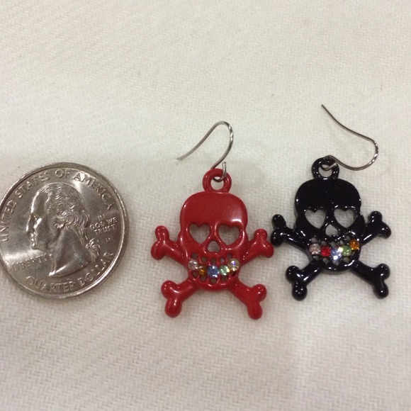 Earring ! - Picture 3 of 4