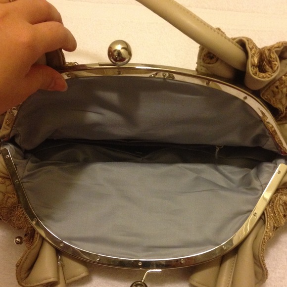 Reduce Beautiful bag. - Picture 3 of 3