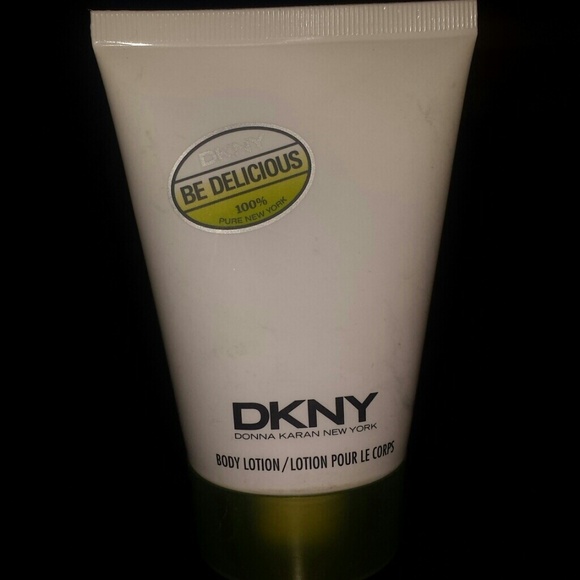 DKNY Donna Karan Be Delicious body lotion