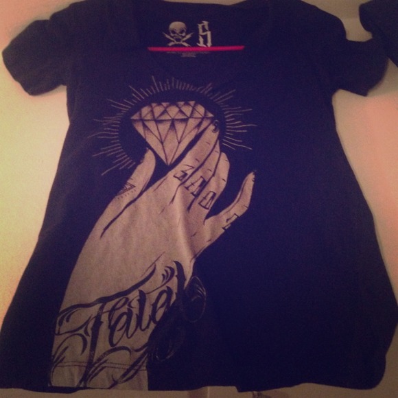Fatal tshirt Sz.small - Picture 1 of 1
