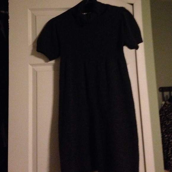 Dresses & Skirts - 🎈reduced🎈Dark gray sweater dress