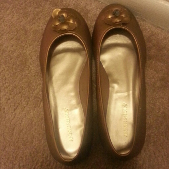 Gold flats!
