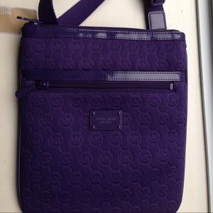 Authentic Michael Kors Bag. BNWT!