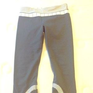 Lululemon Run Inspire Crops