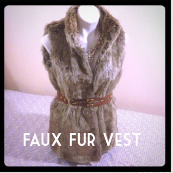 Banana Republic Jackets & Blazers - 🙌HOST PICK📢 Banana republic Long faux fur vest