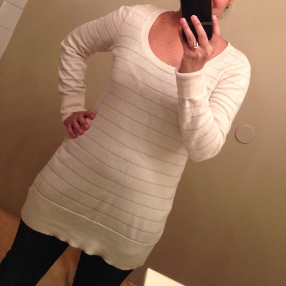 Forever 21 Sweaters - Top!⬇️