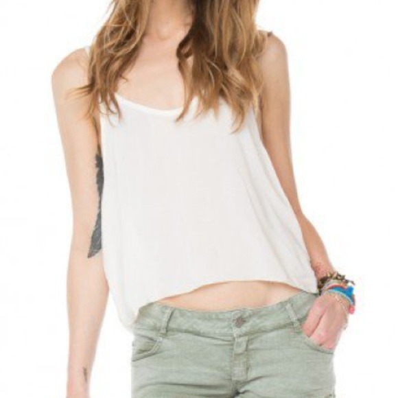 ~SOLD⛔️⛔️⛔️~Brandy Melville Jacqueline tank NWT