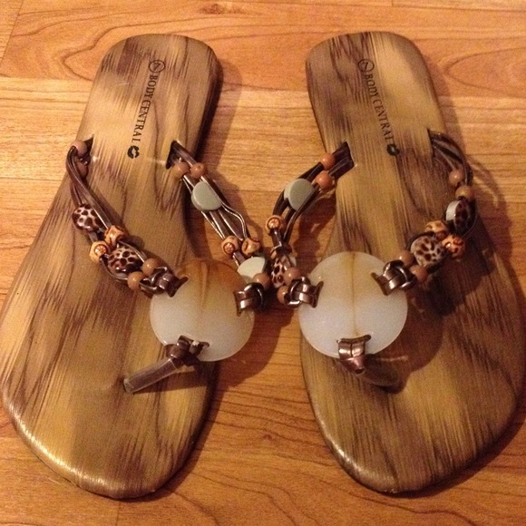 Body central. Dressy flats. Size 7