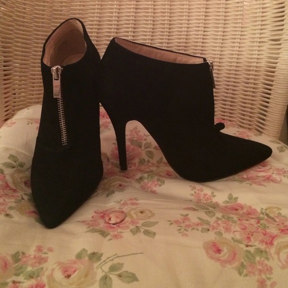 Brand new short boots! Aldo!