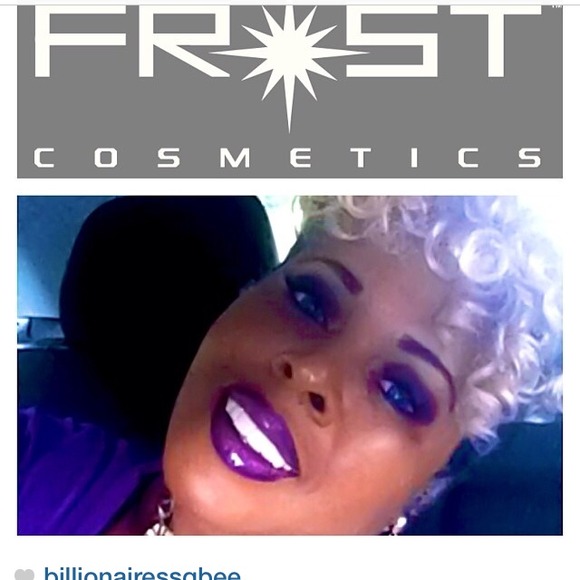 Frost Cosmetics 💋