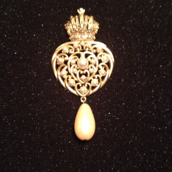 RJ Graziano Crowned Heart Pearl Pin
