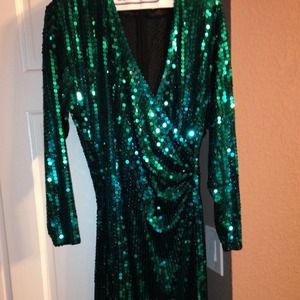 Oleg cassini sequin emerald green dress