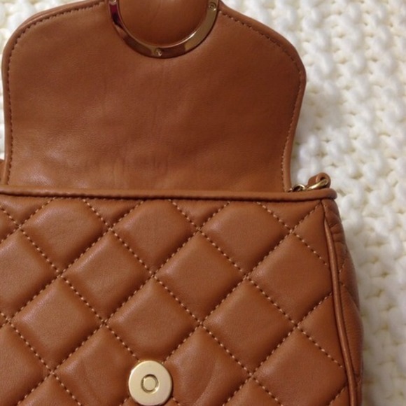 Authentic MK tan bag 👜👜👜 130 pp - Picture 3 of 4
