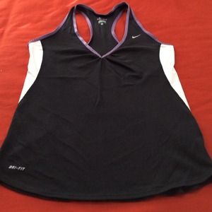 SOLD💥 Black Nike running tank