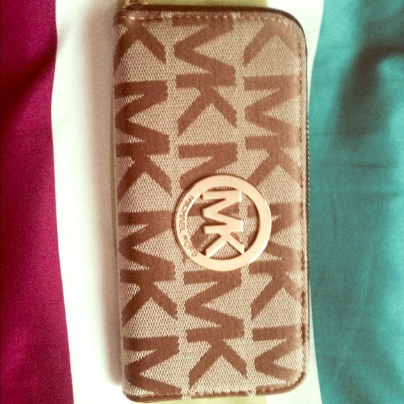 Inspired Michael kors wallet