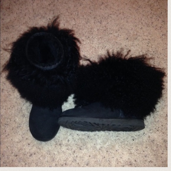 100% authentic ugg  sheepskin cuff boots