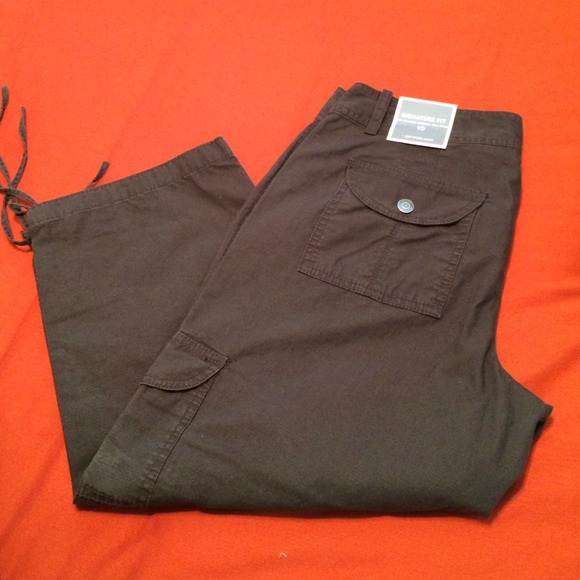 Sold! bundled! Ann Taylor Capri