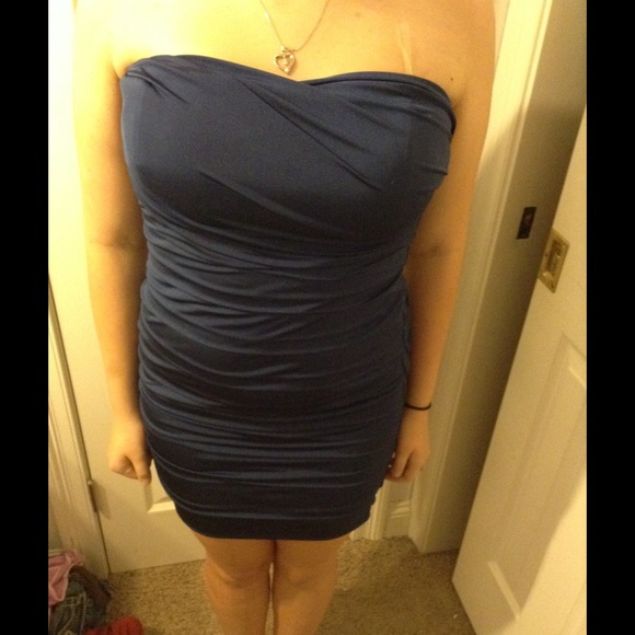 Blue ruffles skintight dress