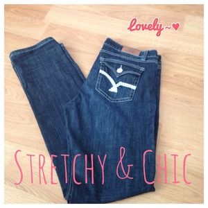 VGS jeans. straight leg. jeans with pocket design