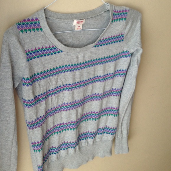 T shirt - Picture 2 of 2