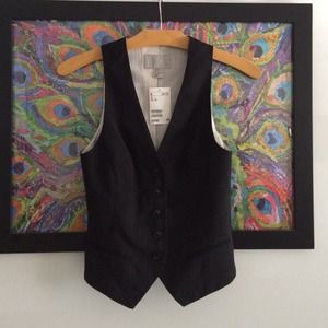 H&M black button up vest