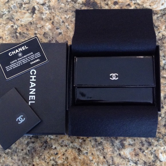 Chanel Black Patent Leather Wallet New w/ Cards