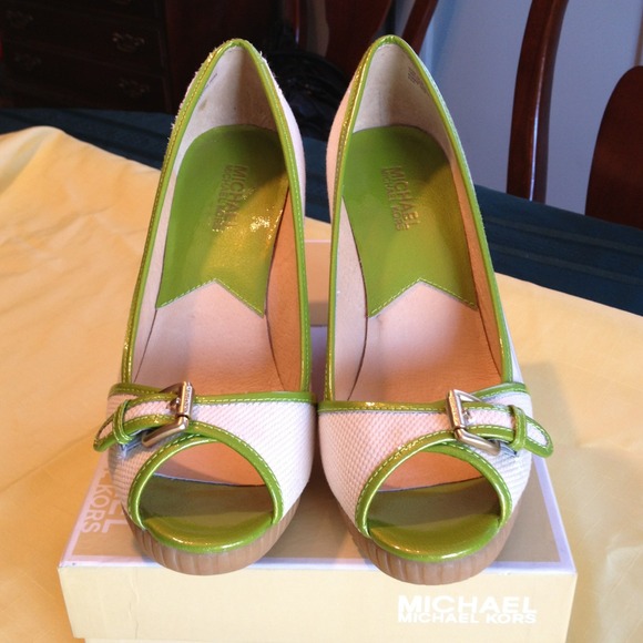 MK wedge