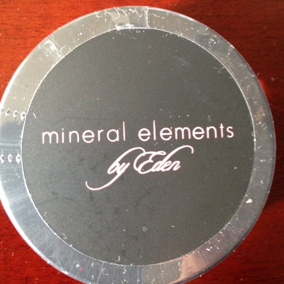 Mineral Elements Foundation - make-up