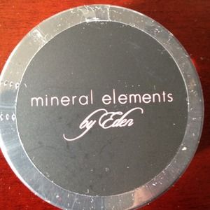 Mineral Elements Foundation - make-up