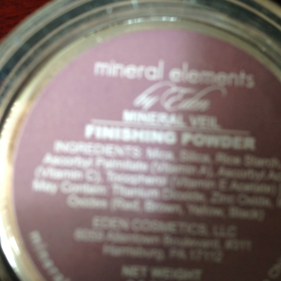 Mineral Elements Mineral Veil finishing powder - Picture 2 of 2
