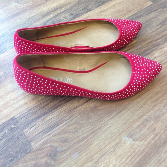 Adorable red flats - Picture 3 of 4
