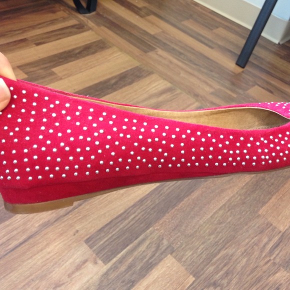 Adorable red flats - Picture 4 of 4