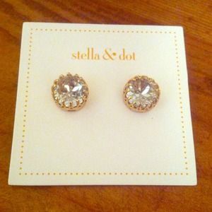 RESERVED Stella & Dot Nancy Stud Earrings - Gold