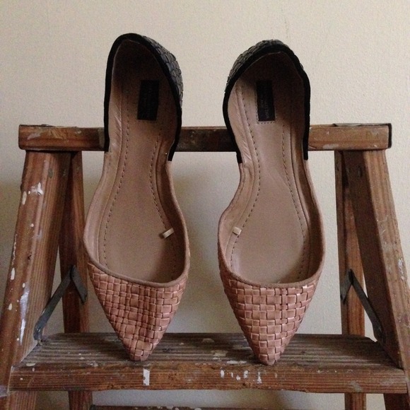 SOLD!! Zara Woven Pointed-Toe Flats, US 7.5
