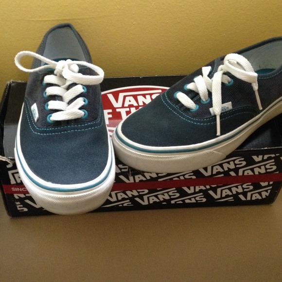 VANS "OFF the WALL"