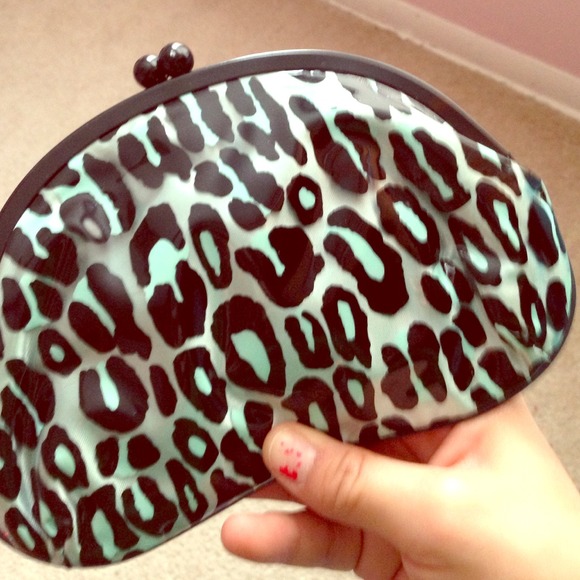 Mac coin purse