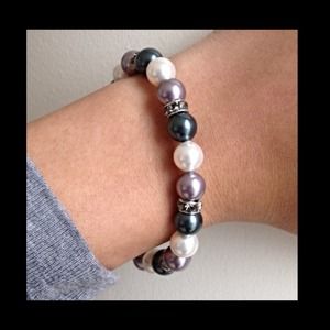 Pearls Bracelet