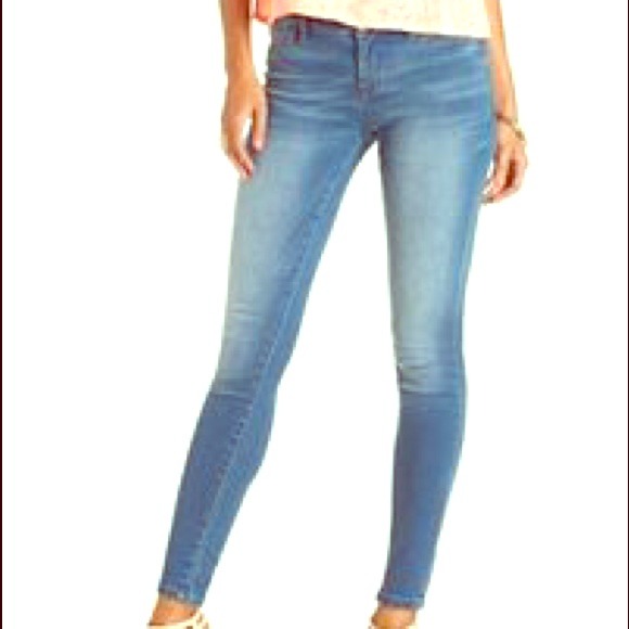 Charlotte Russe Skin Tight Jegging