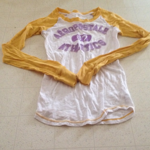 Aeropostale yellow baseball tee