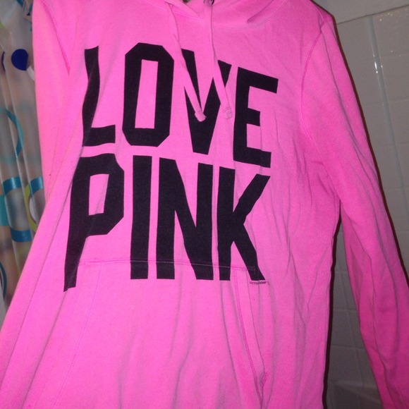 VS pink hoodie