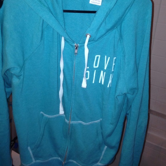 VS pink hoodie