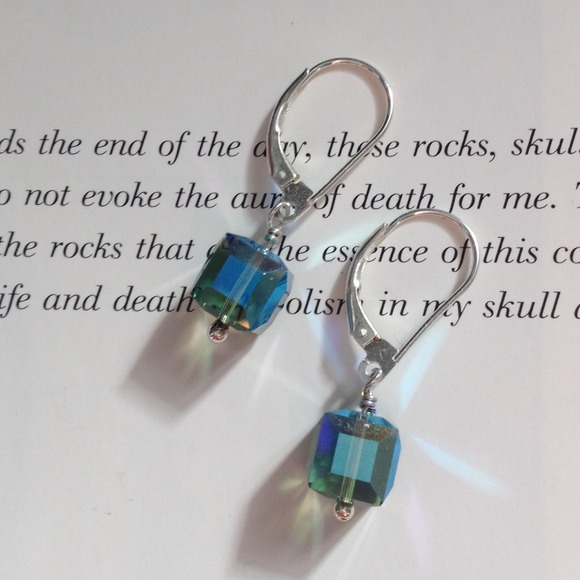 Swarovski crystal earrings - Picture 3 of 4