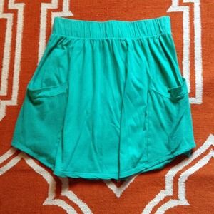 Roxy skirt with mesh pockets