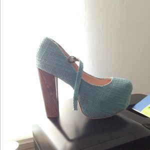 Light blue Maryjane heels