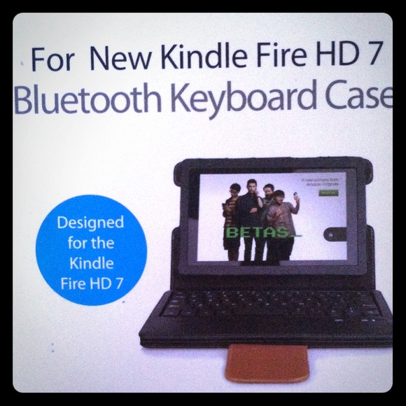 Bluetooth keyboard case