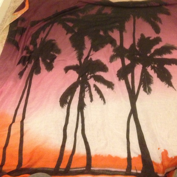 Beautiful H & M scarf - Picture 2 of 3