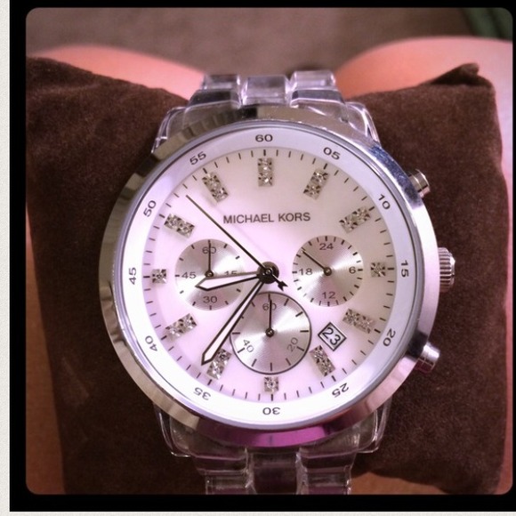 Michael Kors 5235