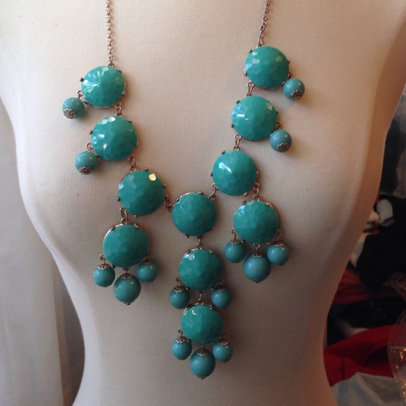 Necklace - Picture 1 of 3