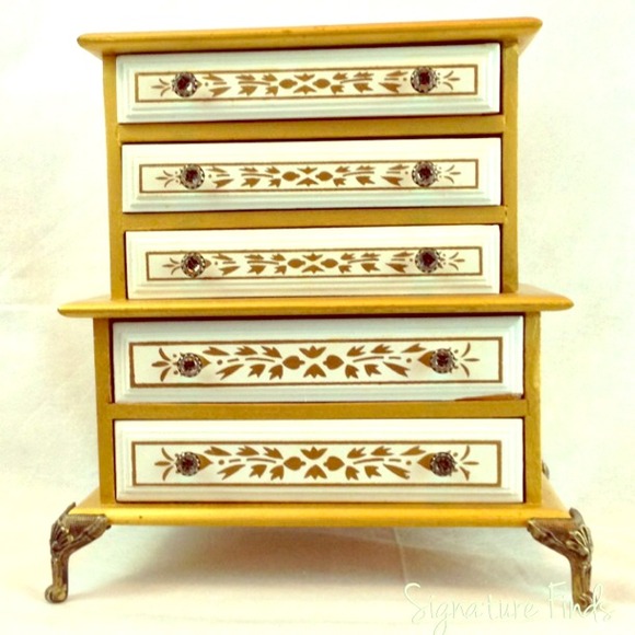 Vintage Mini Dresser Jewelry Holder Musical Box
