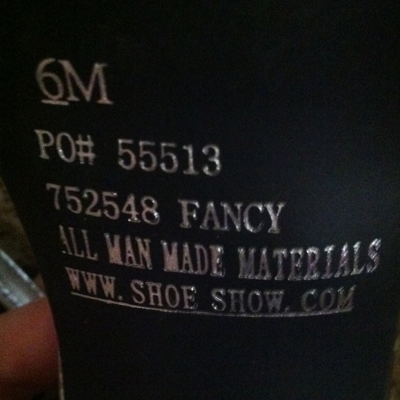 Heals💚 - Picture 3 of 3